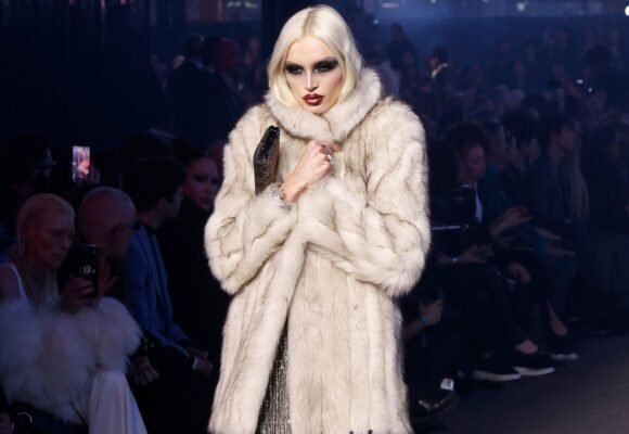 Kering Sales Rise 2%, Gucci Beats Estimates