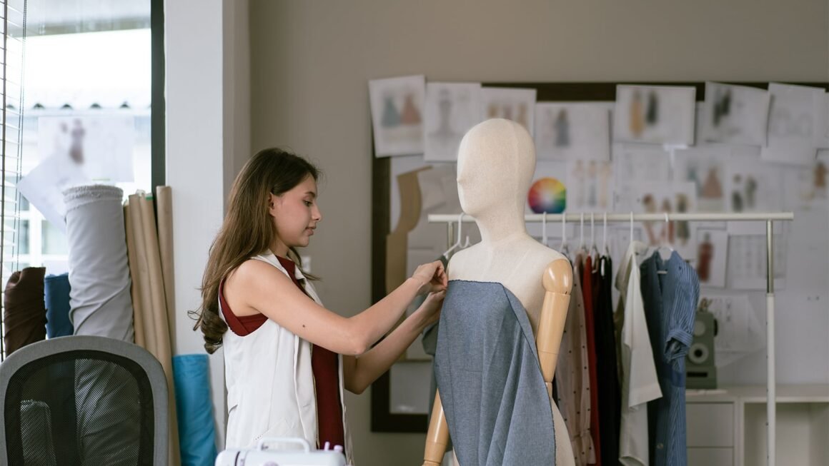 British Fashion Council to Boost UK Fashion Beyond London